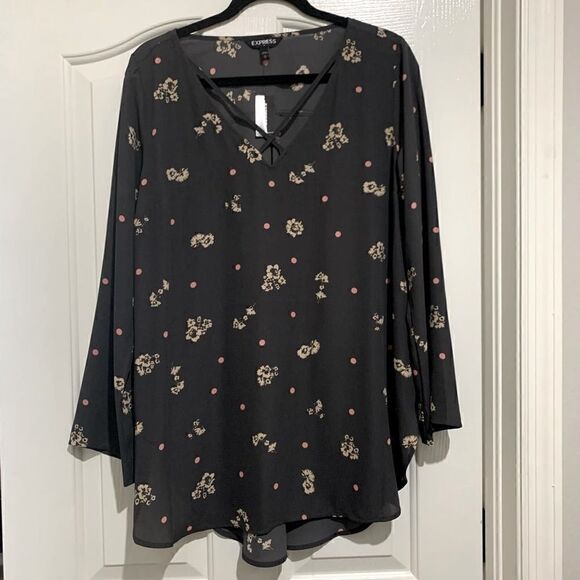 Express | V-Neck Blouse - Picture 1 of 7